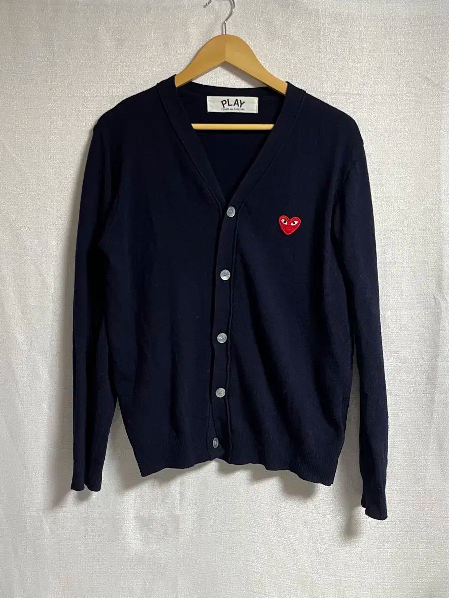 ✨美品✨コムデギャルソン　Vネックカーディガン　ユニセックス　男女兼用 ✨美品✨コムデギャルソン Vネックカーディガン ユニセックス