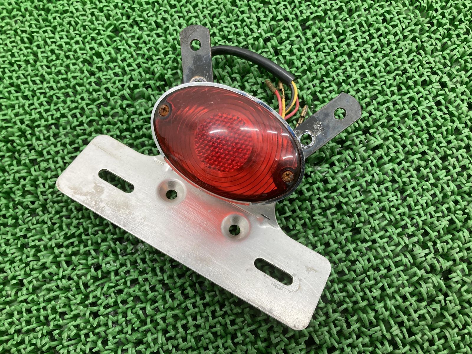 キジマ製ドラッグスター250 テールランプ 社外 中古 バイク 部品 VG02J ミニキャッツアイ 割れ欠け無し 品薄 希少品