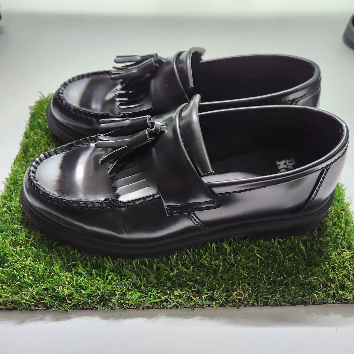 DR. MARTENS ドクターマーチン エイドリアン シルバー