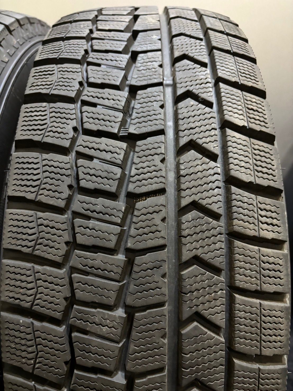 DUNLOP 215/65R16 22年製　冬タイヤ　タイヤホイールセット DUNLOP 215⁄65R16 22年製 冬タイヤ タイヤホイールセット DUNLOP