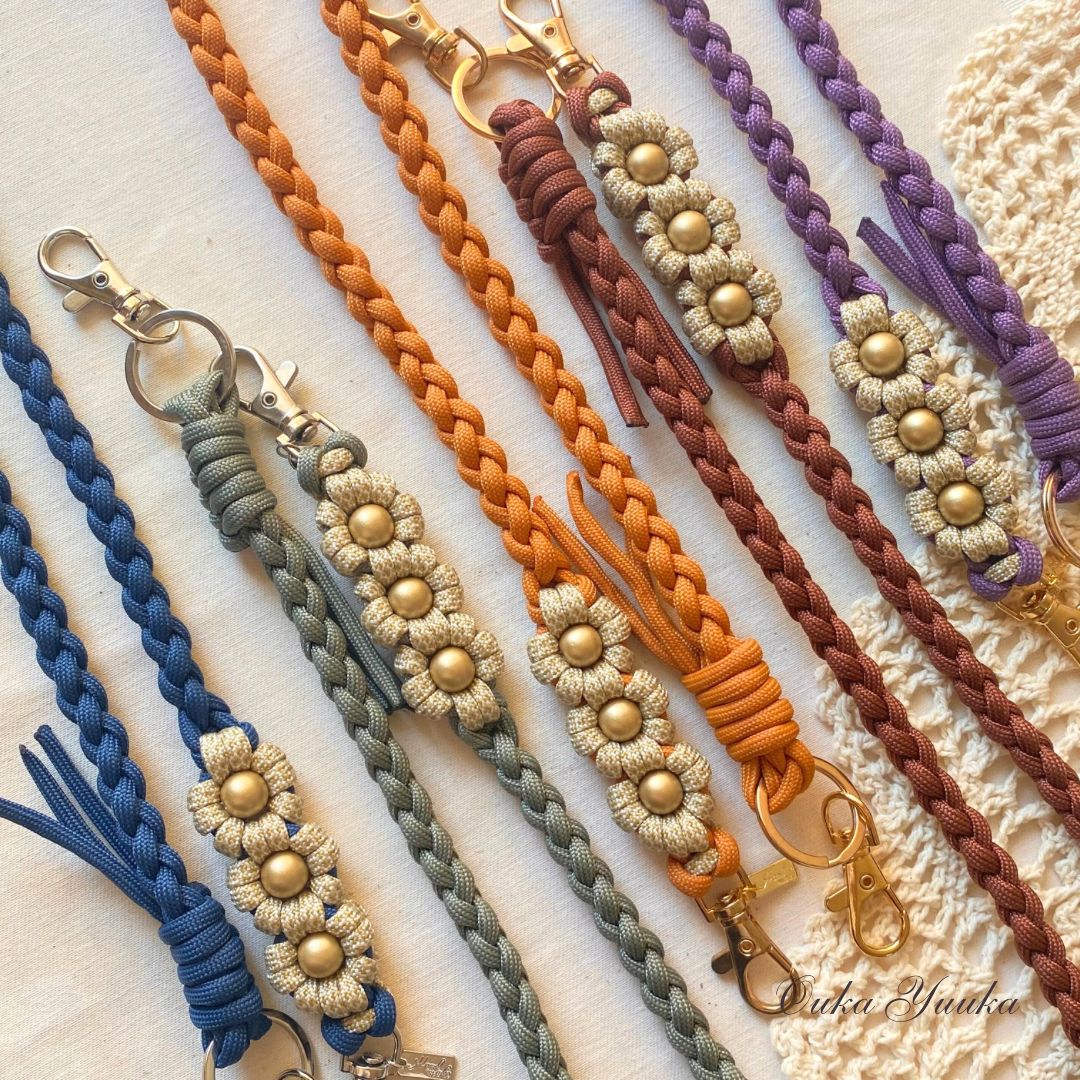 花野】daysシリーズ（秋） パラコード スマホ ショルダー ストラップ