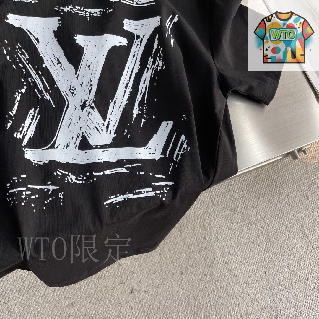 【★完売必至★】Louis Vuitton ☆ グラフィック トップス ☆完売必至☆】Louis Vuitton ☆ グラフィックトップス