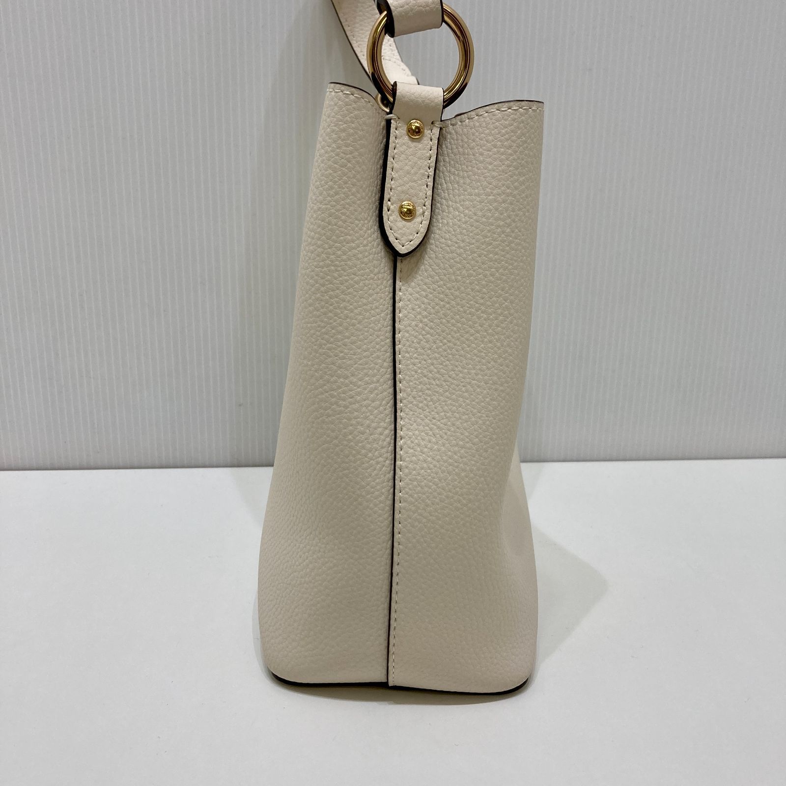 COACH コーチ スモールタウン バケットバッグ 2WAY ホワイト
