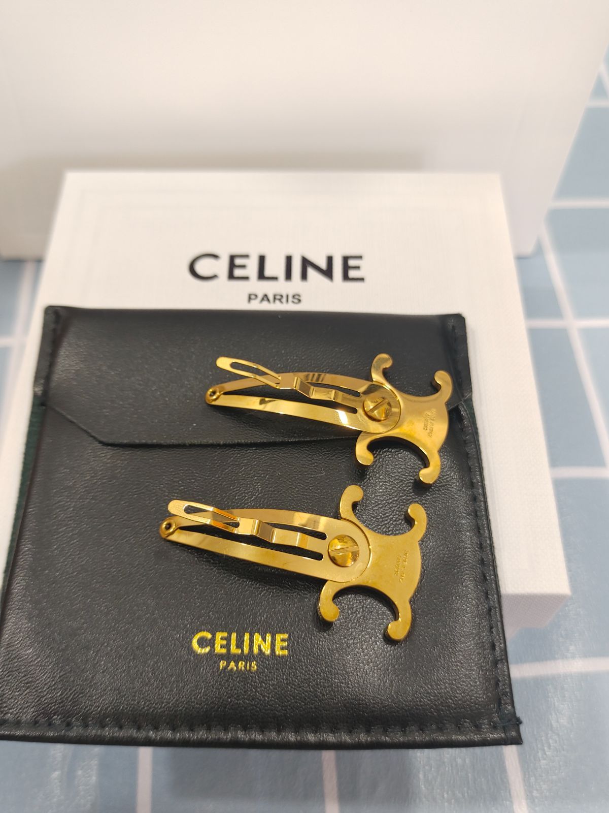 SALE～celine(セリーヌ)　ヘアピン　二点セット　ゴールド　ファッション超極美品📣即購入OKレディース用ヘアアクセサリー