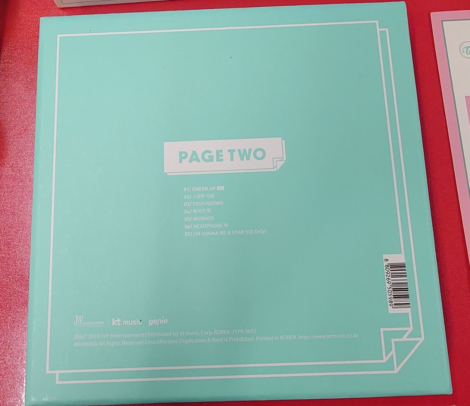 TWICE PAGE TWO サイン入りアルバム 非売品（ピンク） TWICE - [PAGE TWO] 2nd Mini Album Pink ver. CD+72p Photo