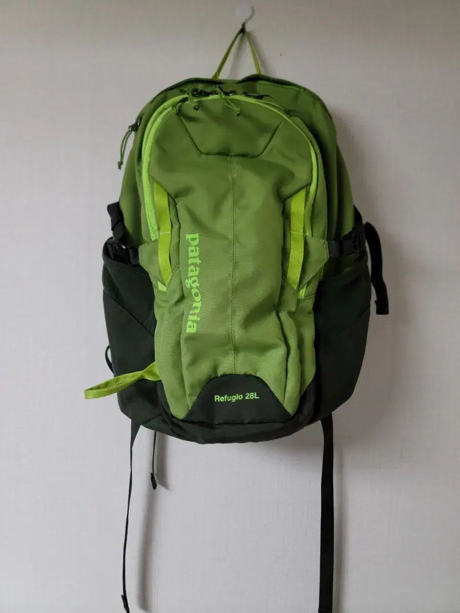 patagonia パタゴニア レフジオ 28L バックパック グリーン