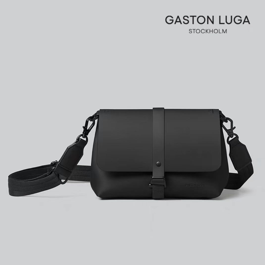 GASTON LUGA ショルダーバッグ　1.89L ガストンルーガ  レディース メ ンズ 男女兼用