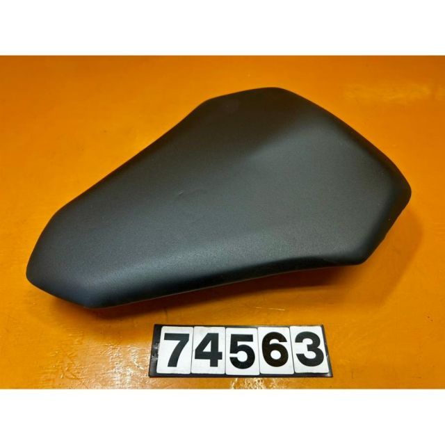 74563 新品？ HONDA ホンダ CBR250RR MC51 純正 リア タンデムシート