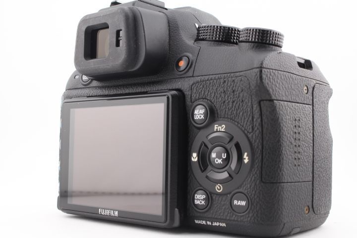 ☆良品☆フジフィルム FUJIFILM X-S1 コンパクトデジタルカメラ