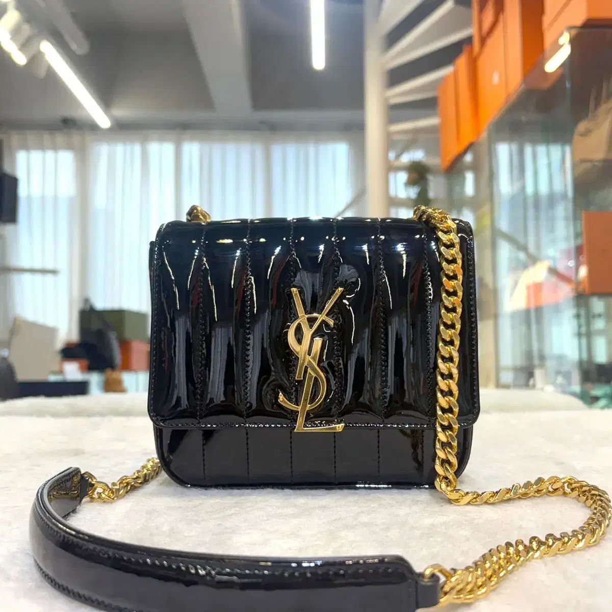 希少 極美品✨トッズ ダブルT オーガナイザー ラウンドファスナー レザー 2025年最新】Yahoo!オークション -トッズの中古品・新品・未使用品一覧