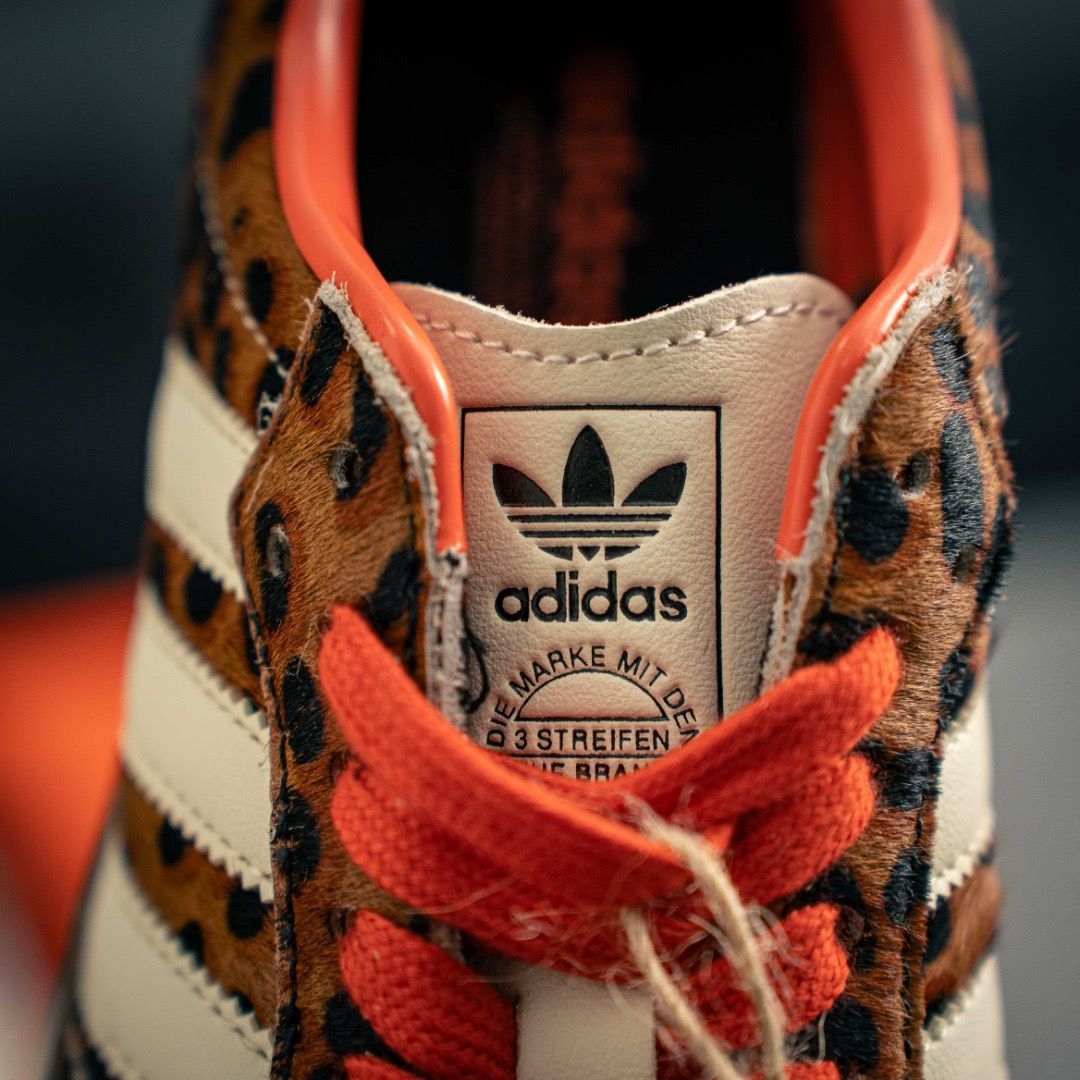 adidas Originals Women's Samba OG 