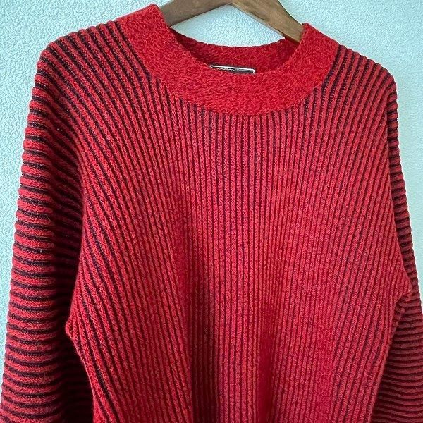 wnc サイトウトヨコ 斉藤都世子 ニット・セーター 赤 黒 ストライプ