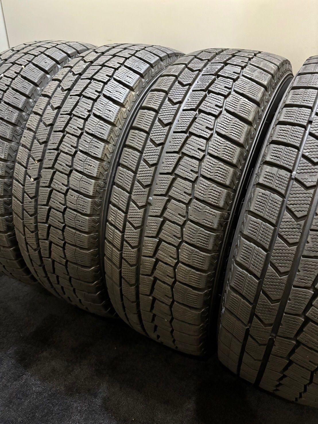 215/65R16 DUNLOP/WINTER MAXX WM02 19年製 スタッドレス 4本 ダンロップ ウィンターマックス アルファード ヴェルファイア (南6-G951)