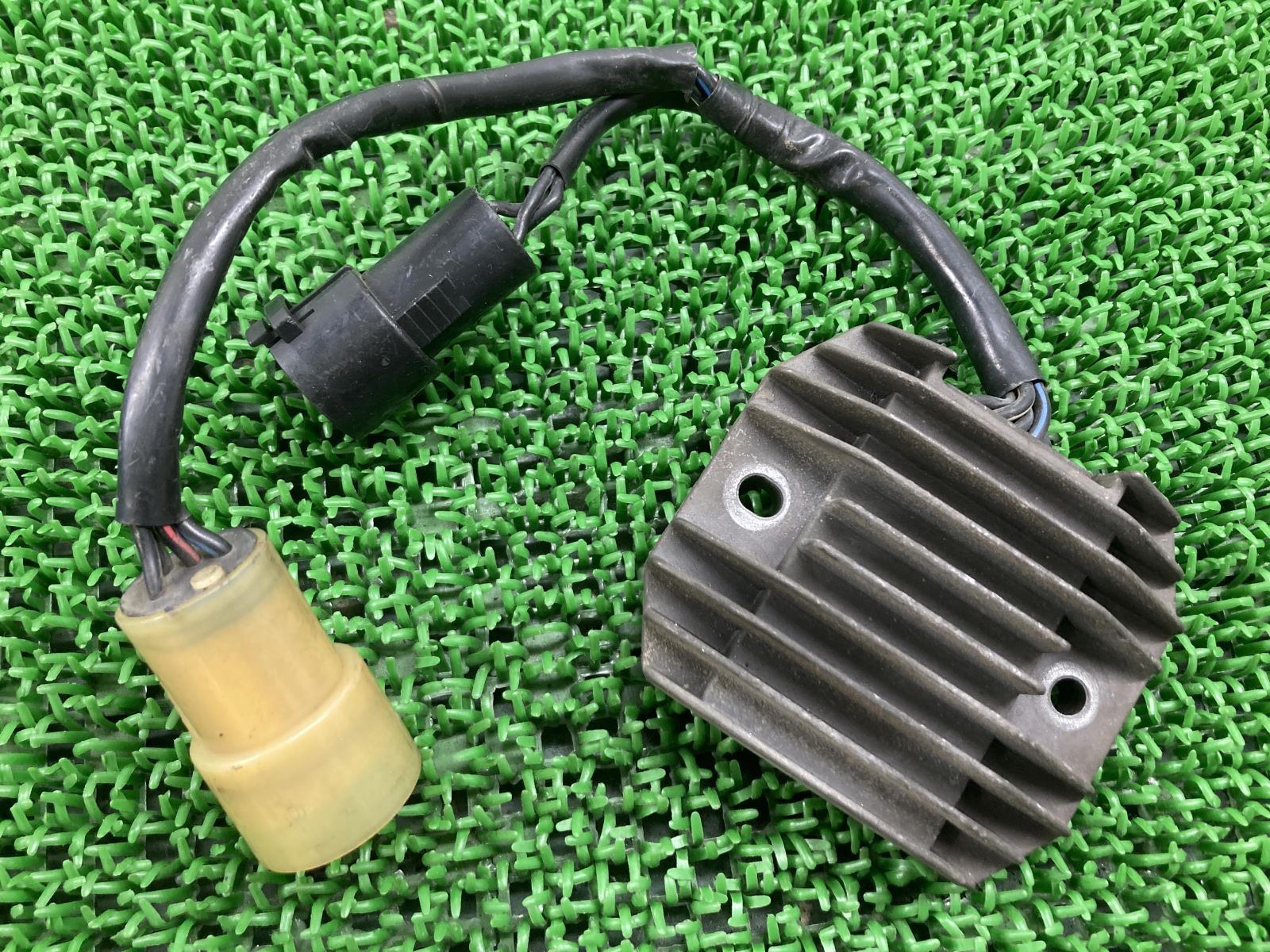 バイク NinjaZX-6RR レギュレター カワサキ 純正 バイク 部品 ZX600K