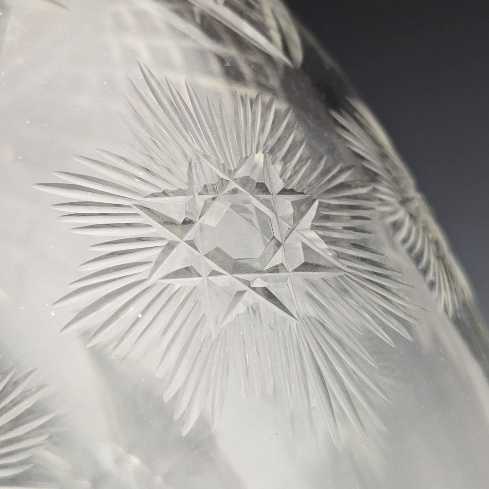 1910年 英国アンティーク 純銀装飾 ガラスデキャンタ Deakin u0026 Sons - メルカリ