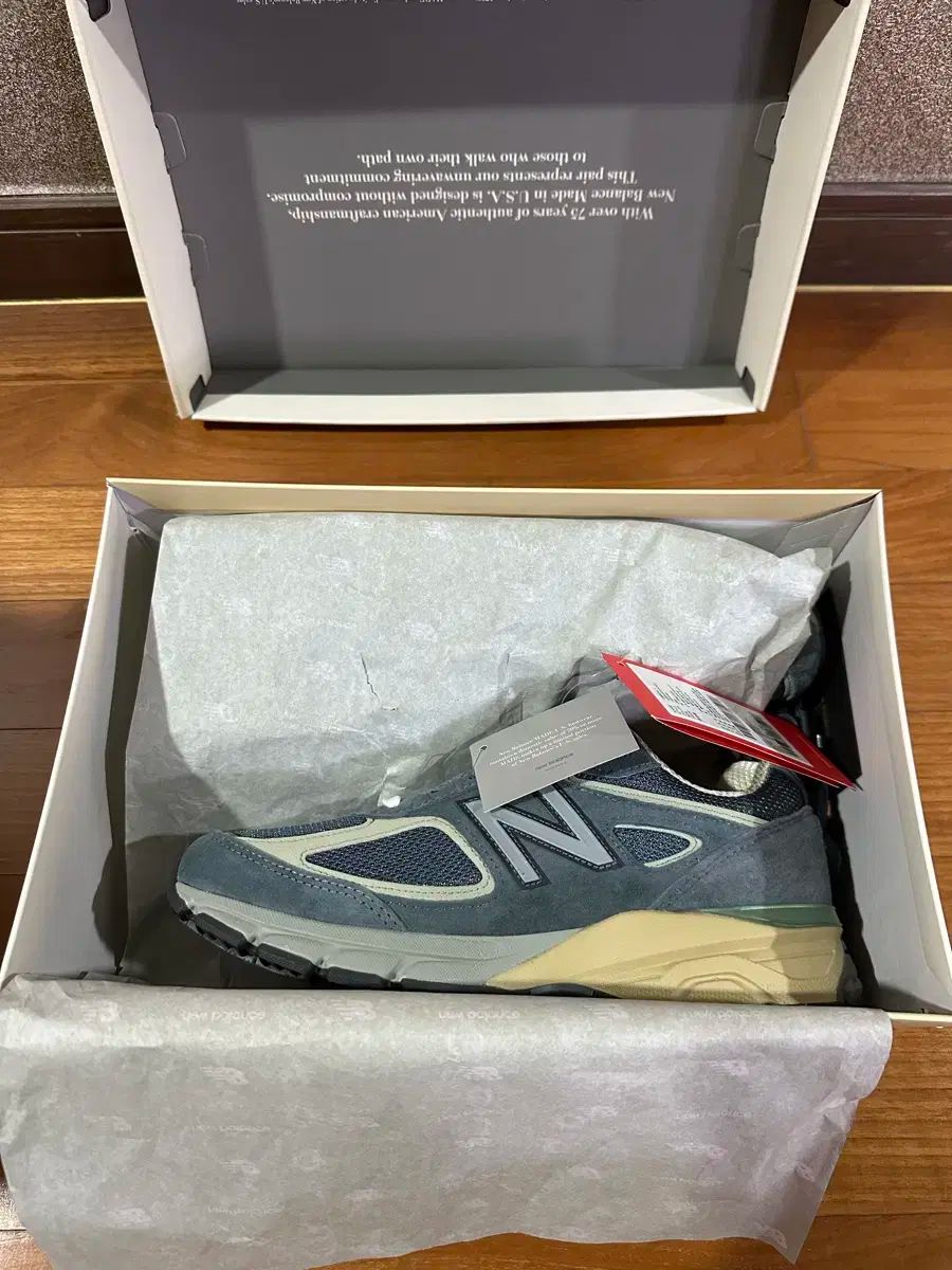 New Balance(ニューバランス) AURALEE(オーラリー) 990v4 made in USA