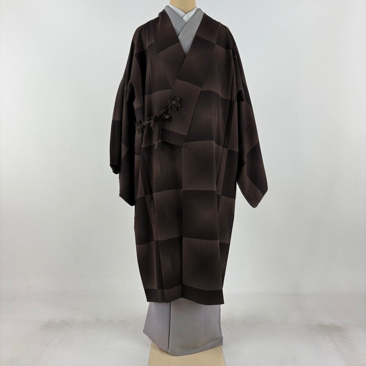 道中着 身丈114.5cm 裄丈68.5cm L 和装コート 着物衿 市松 幾何学模様 茶色 正絹