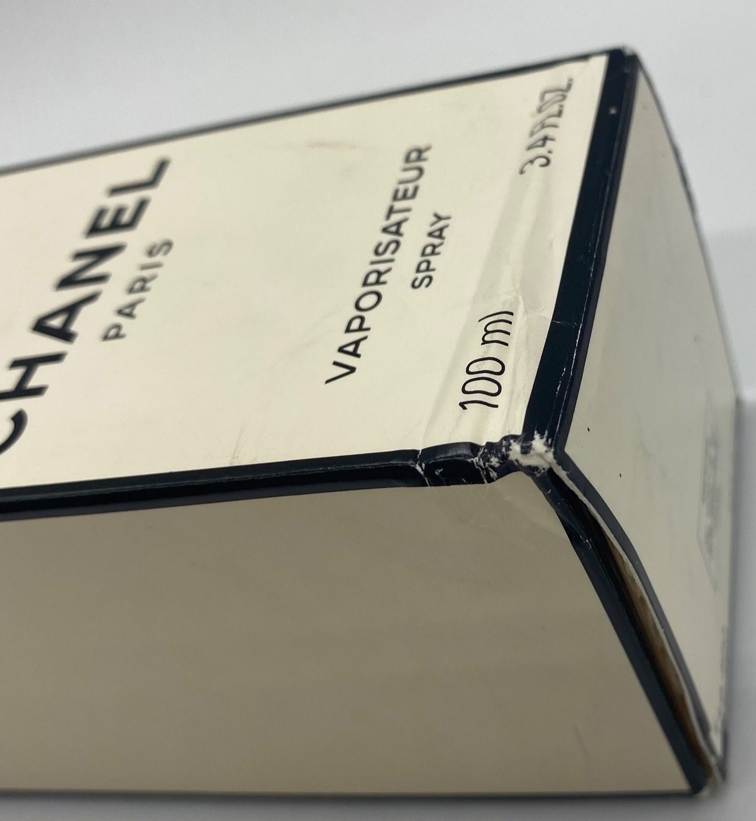 ☆未使用品☆ CHANEL N°19 100ml 香水 シャネル ブランド 新品