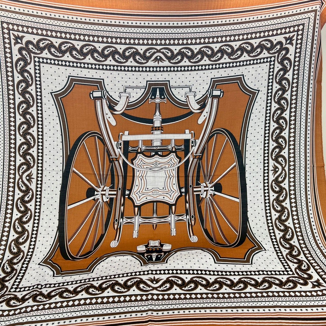新品未使用 Hermès エルメス Châle 140 Les Roues de Phaéton  