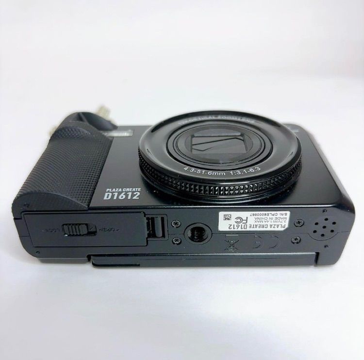 極美品】PLAZA CREATE D1612 デジタルカメラ 可動式液晶搭載
