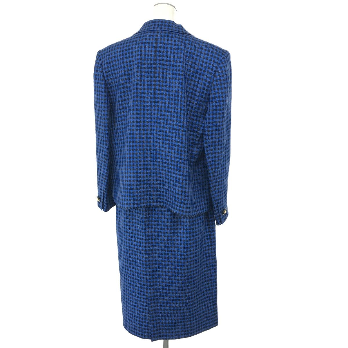 GIVENCHYネイビー刺繍ジャケットとスカートセット GIVENCHYネイビー刺繍ジャケットとスカートセット GIVENCHY ジバンシィ