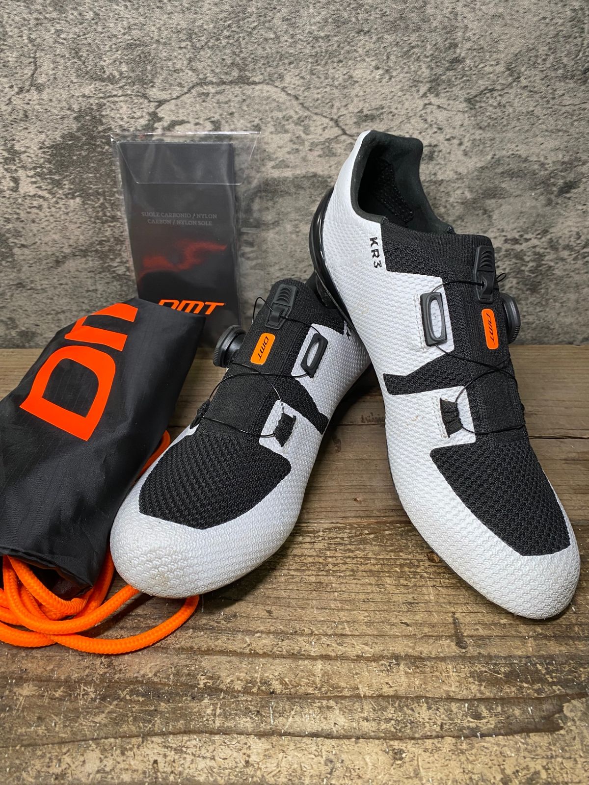 IS639 DMT KR3 ビンディングシューズ EU42.5サイズ SPD-SL ソール削れあり