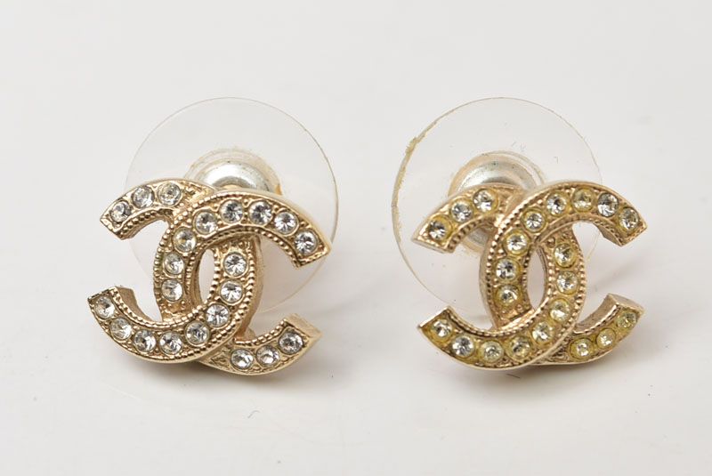 シャネル ピアス アクセサリー CHANEL ミニCC ラインストーン ゴールド  