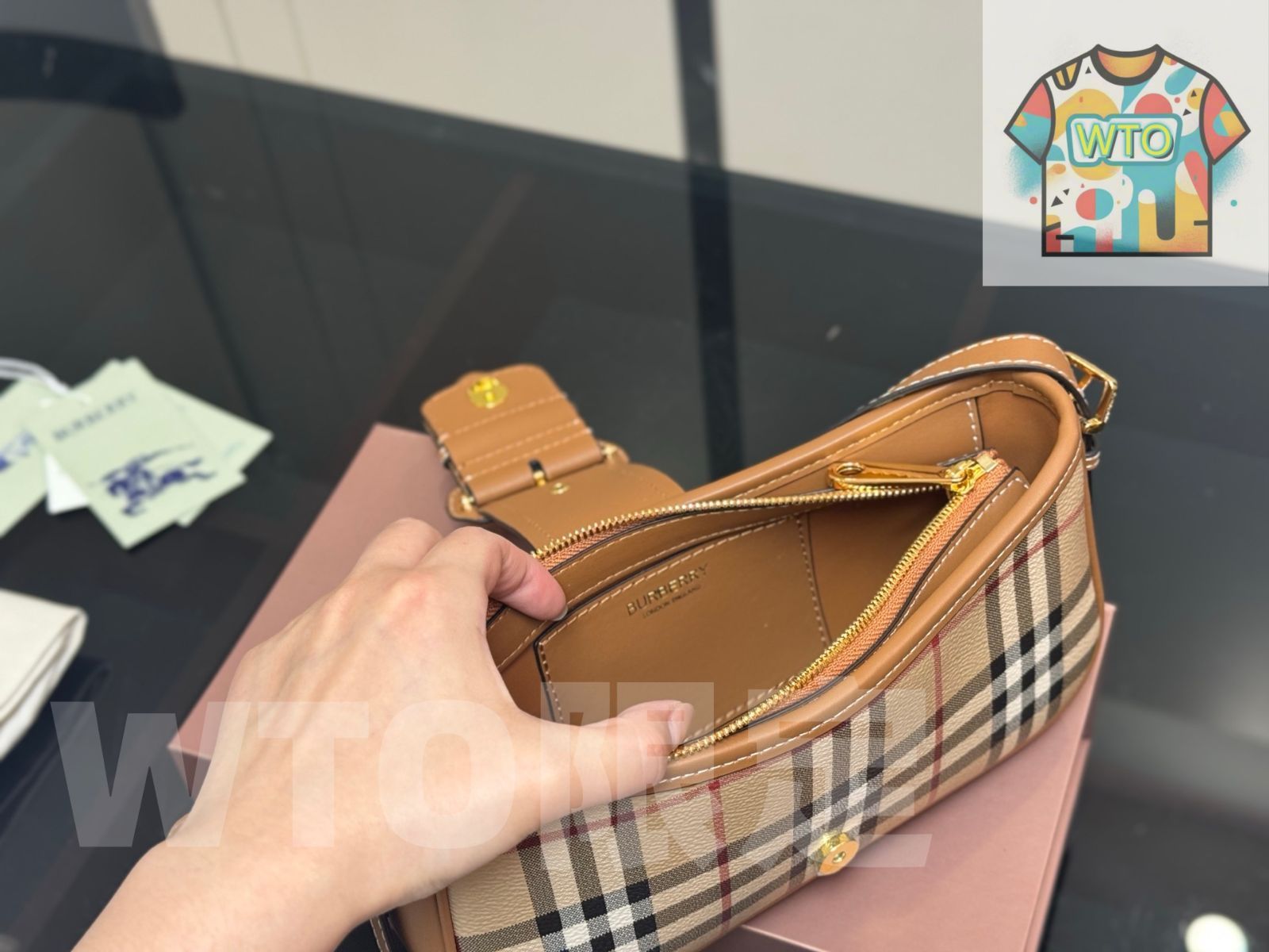 バーバリー　10Ysize  【美品】 今日WTO】Burberry バーバリー レトロアンダーアーバッグ
