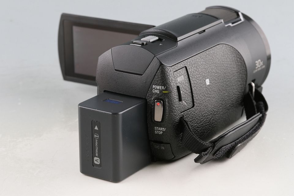 Sony Handycam FDR-AX45 With Box *Japanese Version Only