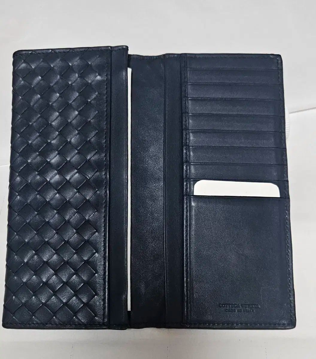 Bottega Veneta ボッテガヴェネタ 長財布 単品 すてきです 色 ダークネイビー