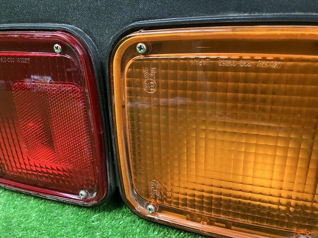 24V テールレンズ左右