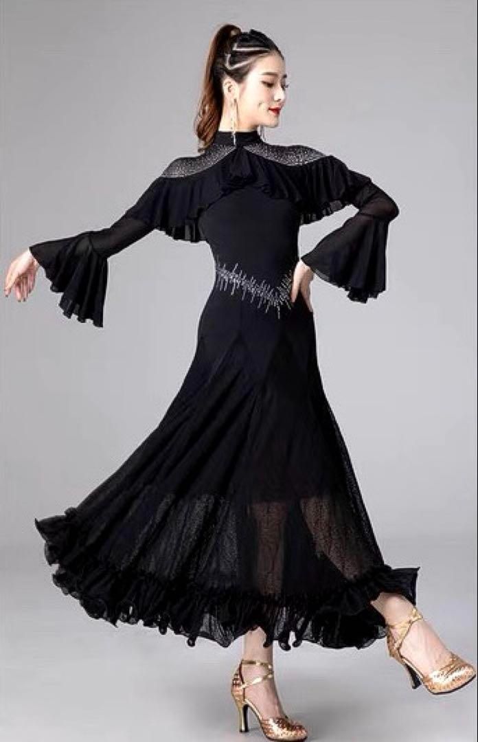 ストーン付きスタンダードワンピース?練習着に最適！ - メルカリ