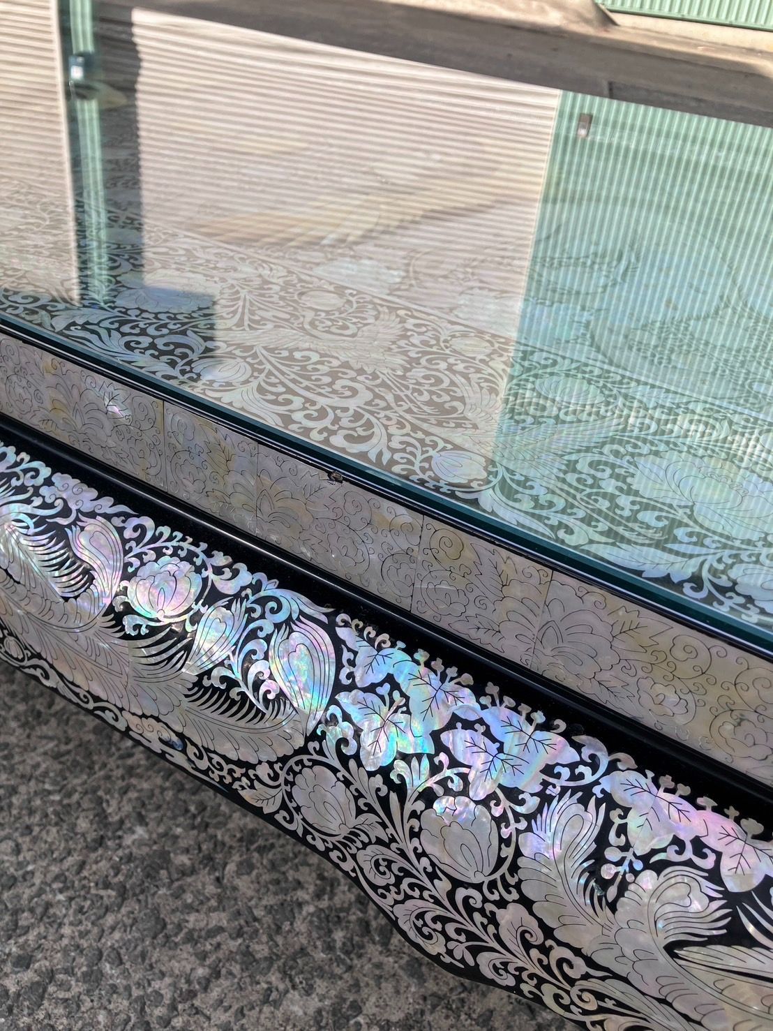 韓国伝統工芸品 螺鈿（らでん）細工 テーブル - メルカリ