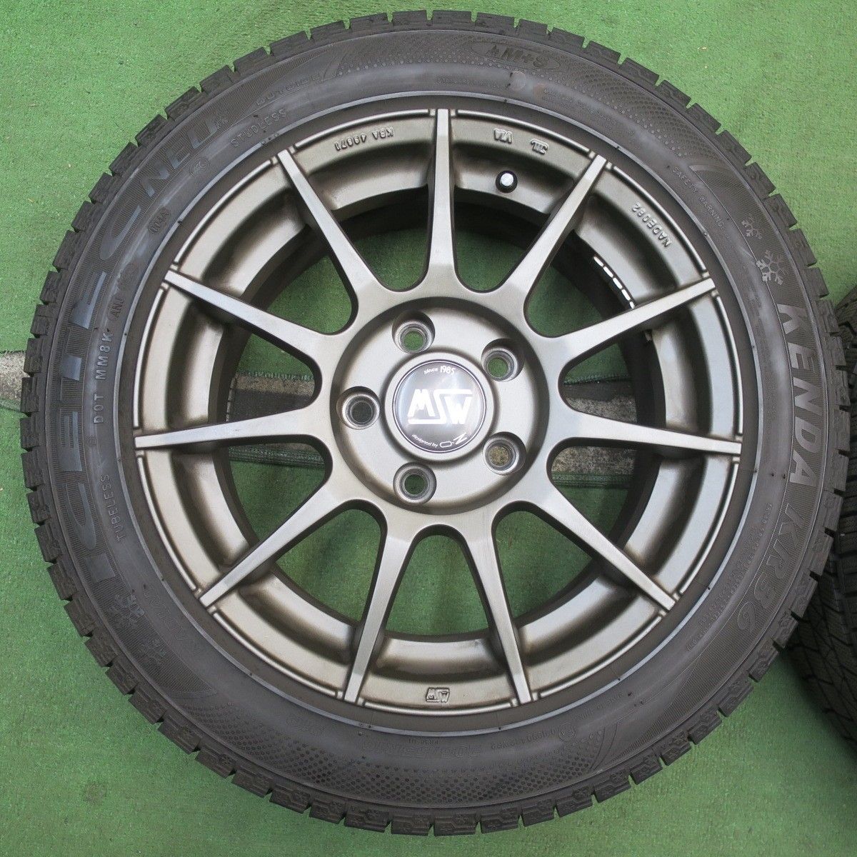 数量限定  バリ溝 22年 キレイ 9.5分 BMW 等 MSW85 O Z 205 55R16 スタッドレス ケンダ KR36 アイステック ネオ 16インチ OZ PCD120 5H 5100102NJス