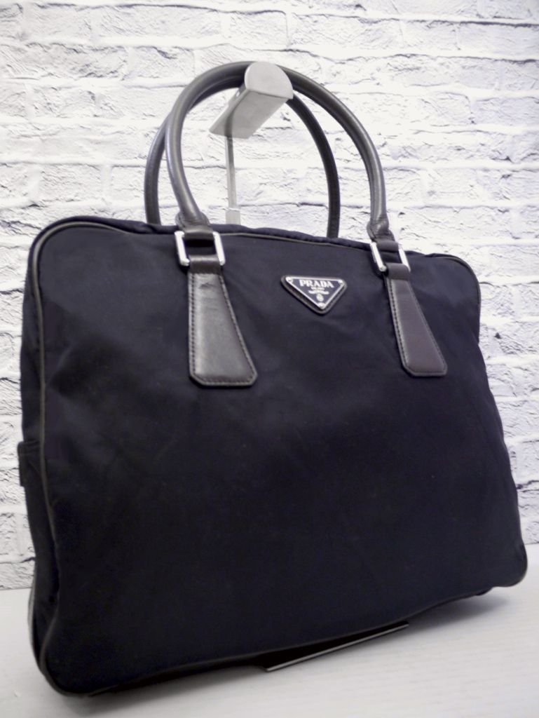 20万◇PRADA プラダ A4対応ビジネス可 ロゴデザイン サフィアーノ