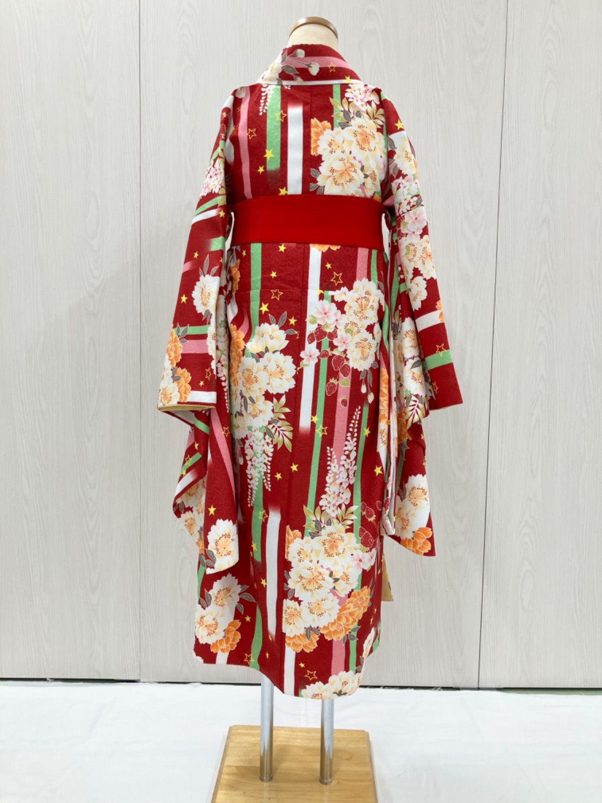≪花ラブリ≫HF744・HK759 袴用二尺振袖・袴セット リユース 赤