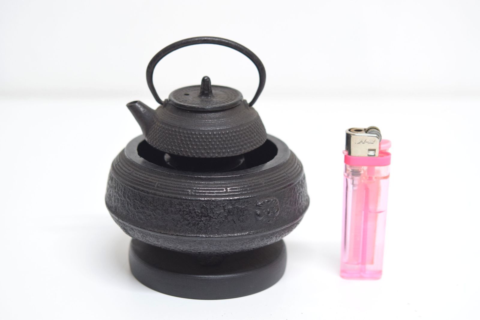 南部鉄器 ミニチュア鉄瓶、五徳、風炉 3点セット - メルカリ