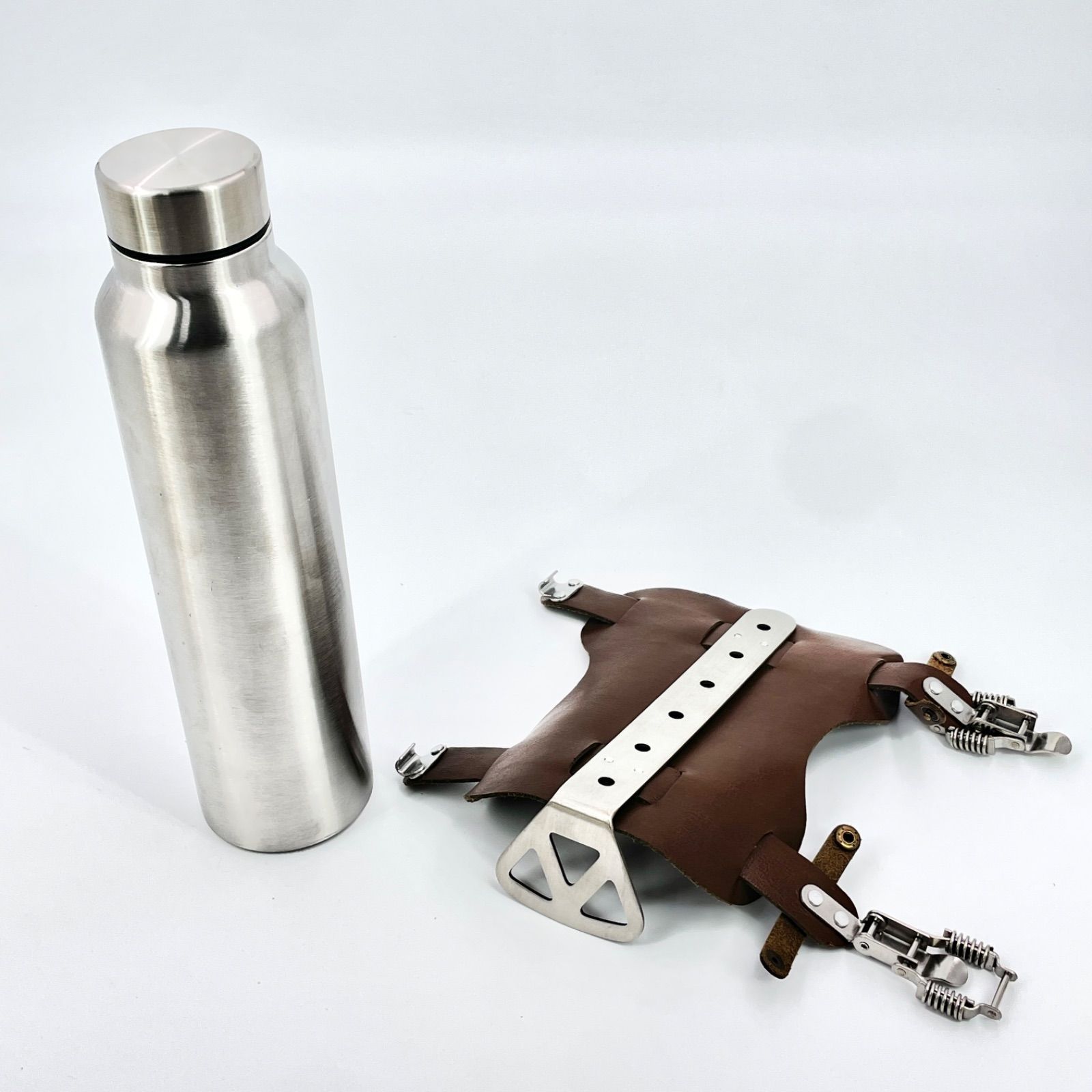 携行缶　1ℓ 新品　エイジング加工　ヴィンテージ　メッキ調　チョッパー　ハーレー ワイケーショップ ブラウン☆エマージェンシータンク☆燃料 1L