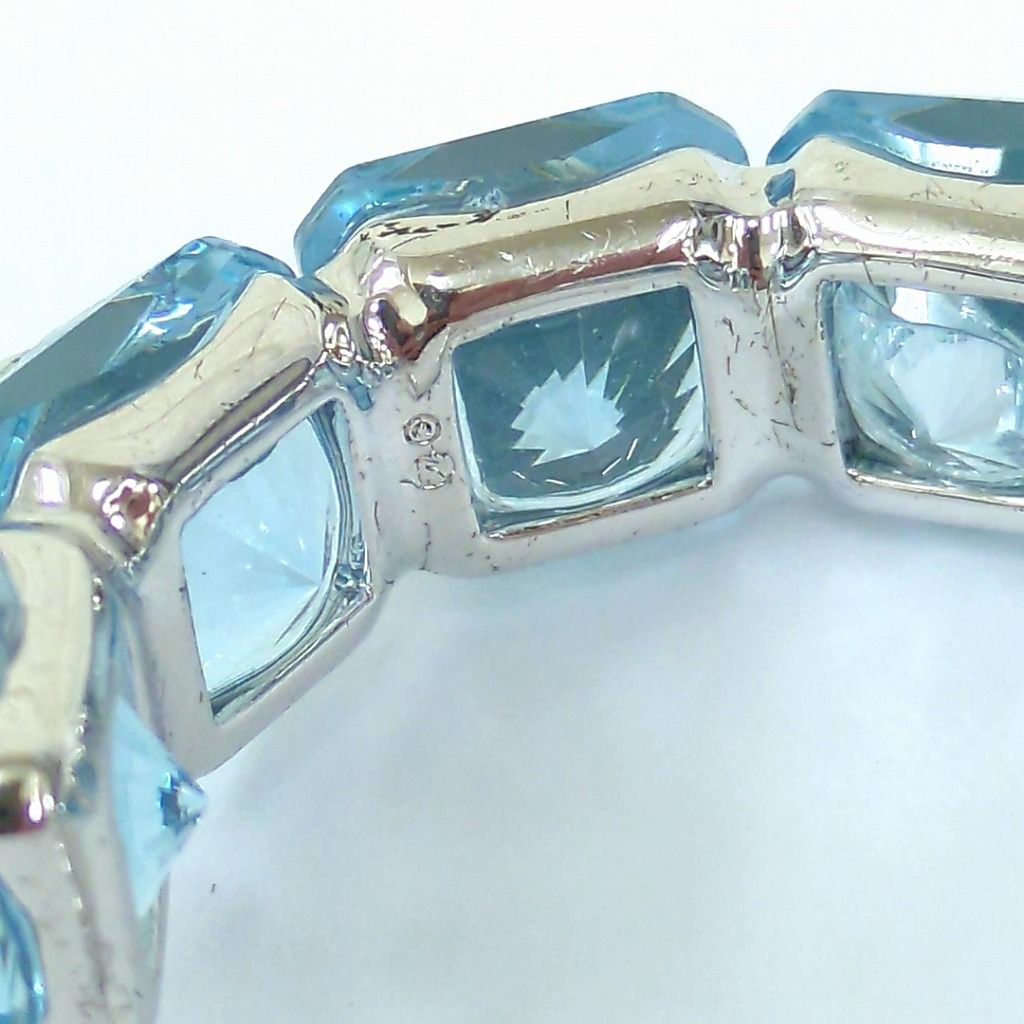 Swarovski コレクション Ortyx ピアス Chroma スタッド