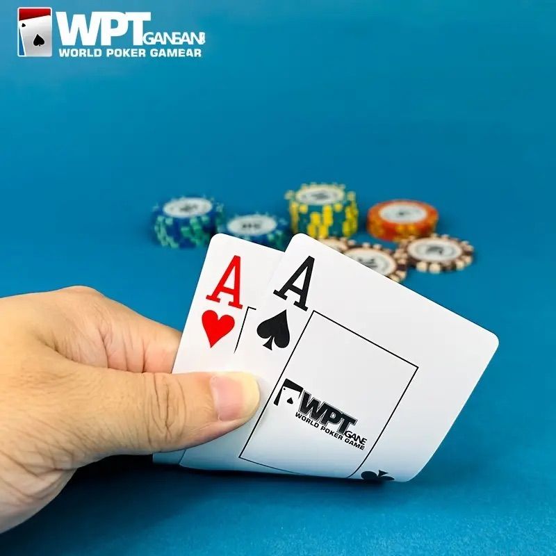 WPTトランプ 2デッキセット カットカード付き - メルカリ