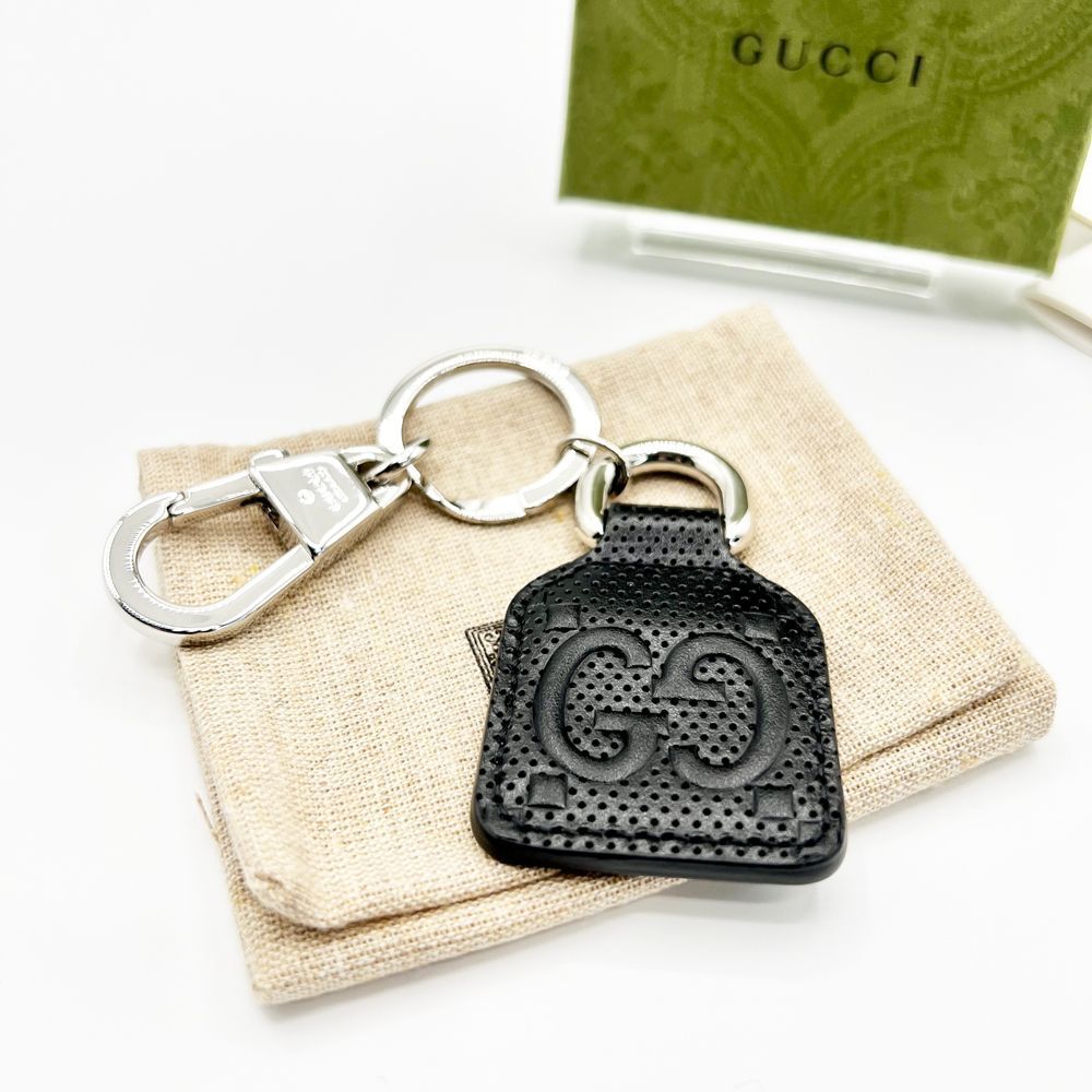 【極美品】グッチ Gucci GGロゴ レザー キーホルダー キーリング チャーム 送料無料 送料込み