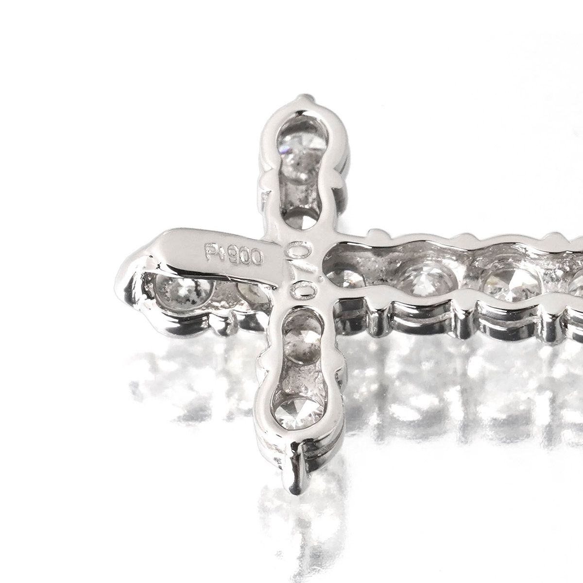 ダイヤモンド 0.70ct プラチナ Pt900 クロスモチーフ ペンダントトップ