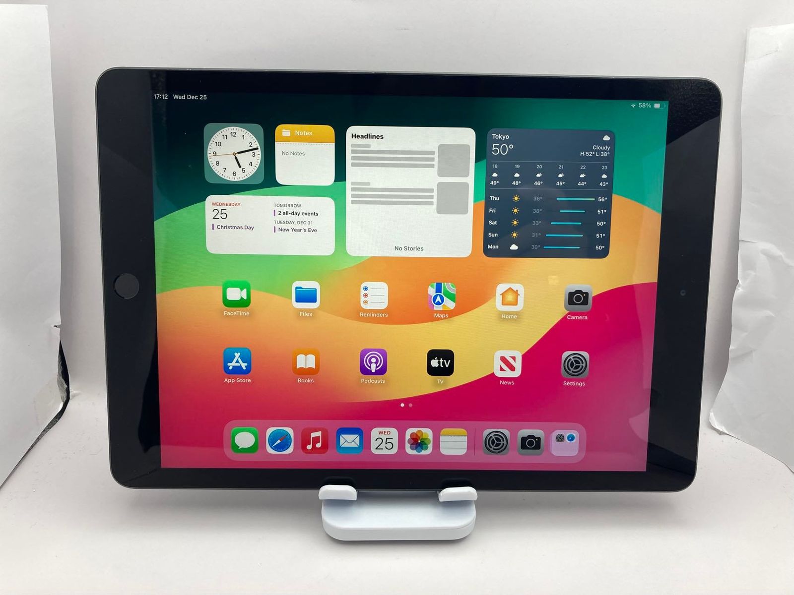 iPad 第8世代 Wi-Fiモデル 32GB スペースグレイ - SIMフリー