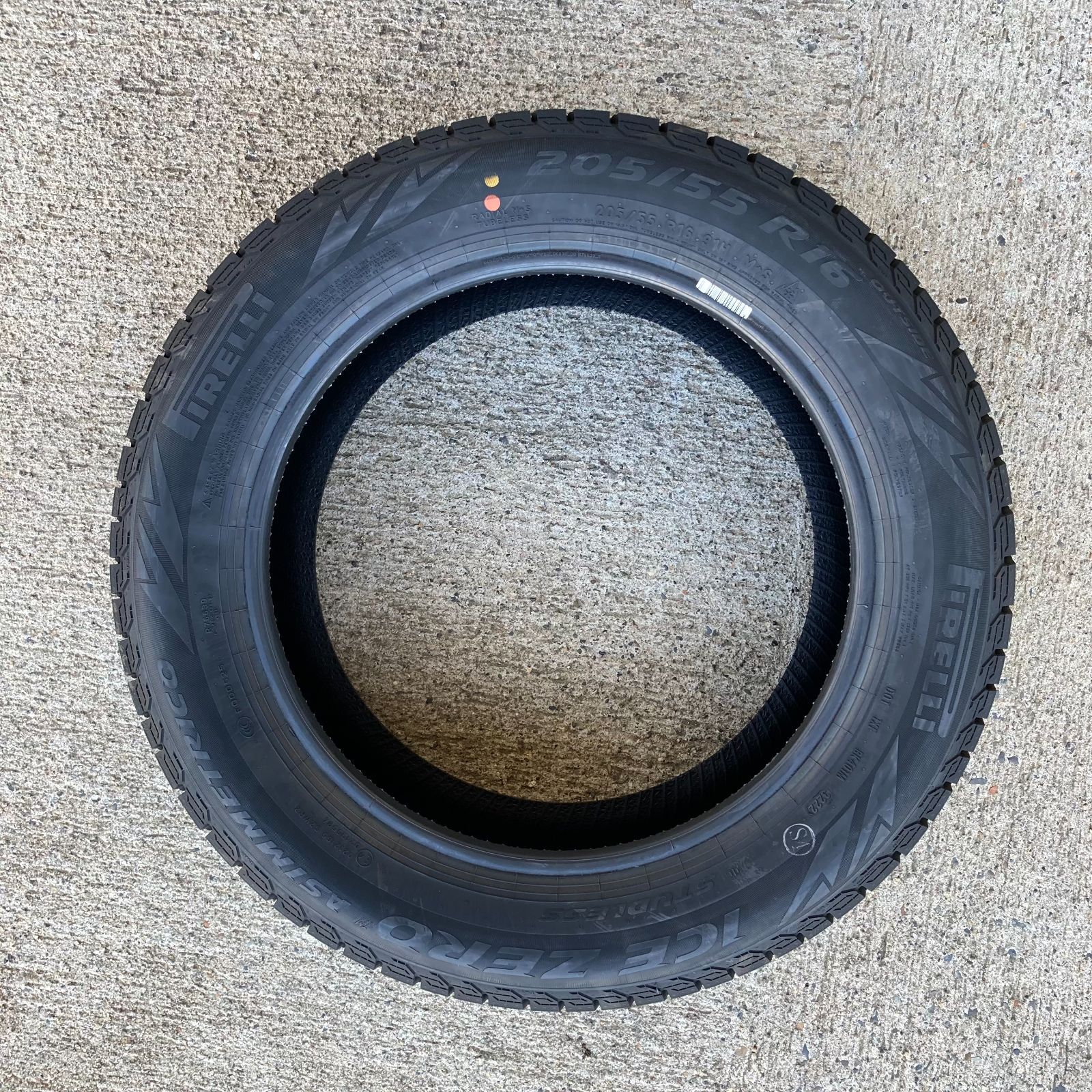 新品 スタッドレス 4本セット 205/55R16 ピレリ アイスゼロ 