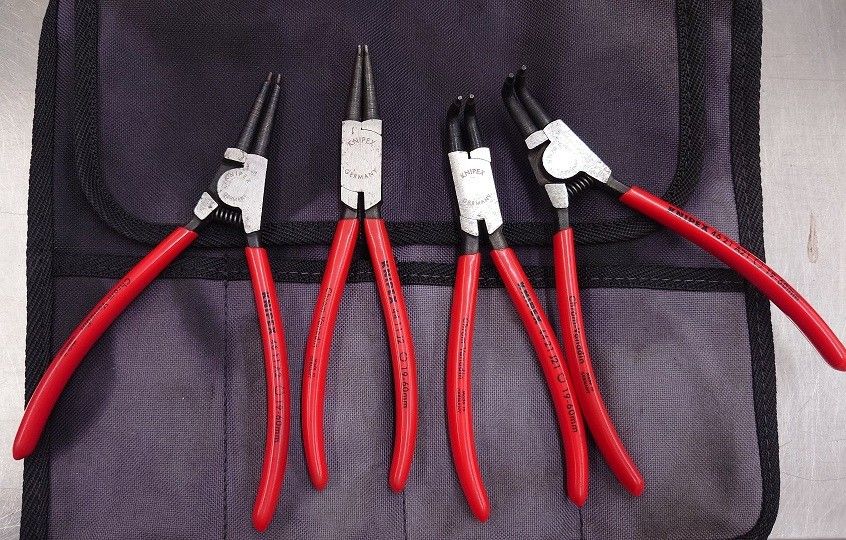 KNIPEX クニペックス スナップリングプライヤー４本セットケース付き 囗T巛