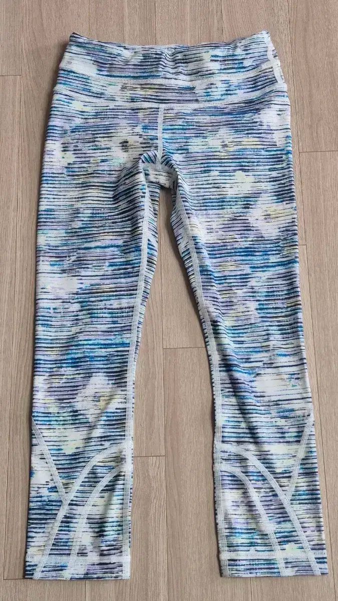 lululemon（ルルレモン） Inspire Crop II 2 サイズ レギンス