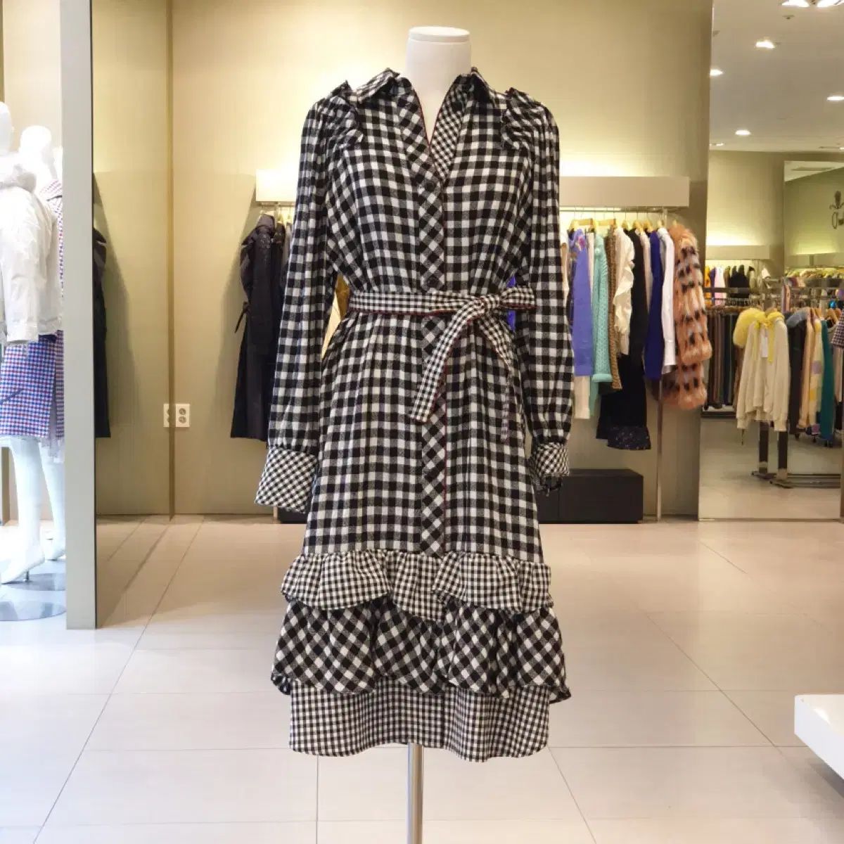 USHHアシュー Mサイズ エコファーレオパードジップアップロンパース