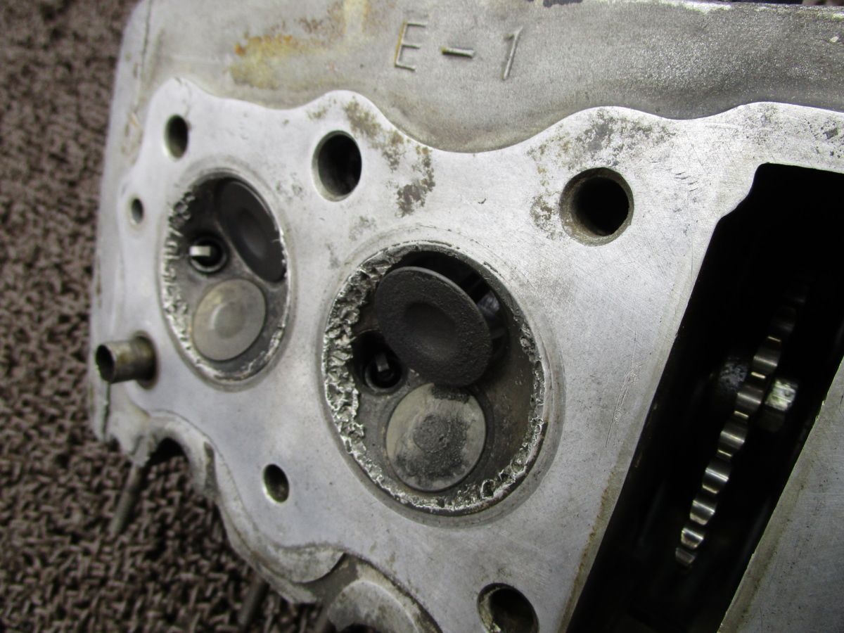 CB400F シリンダーヘッド s-l400.jpg