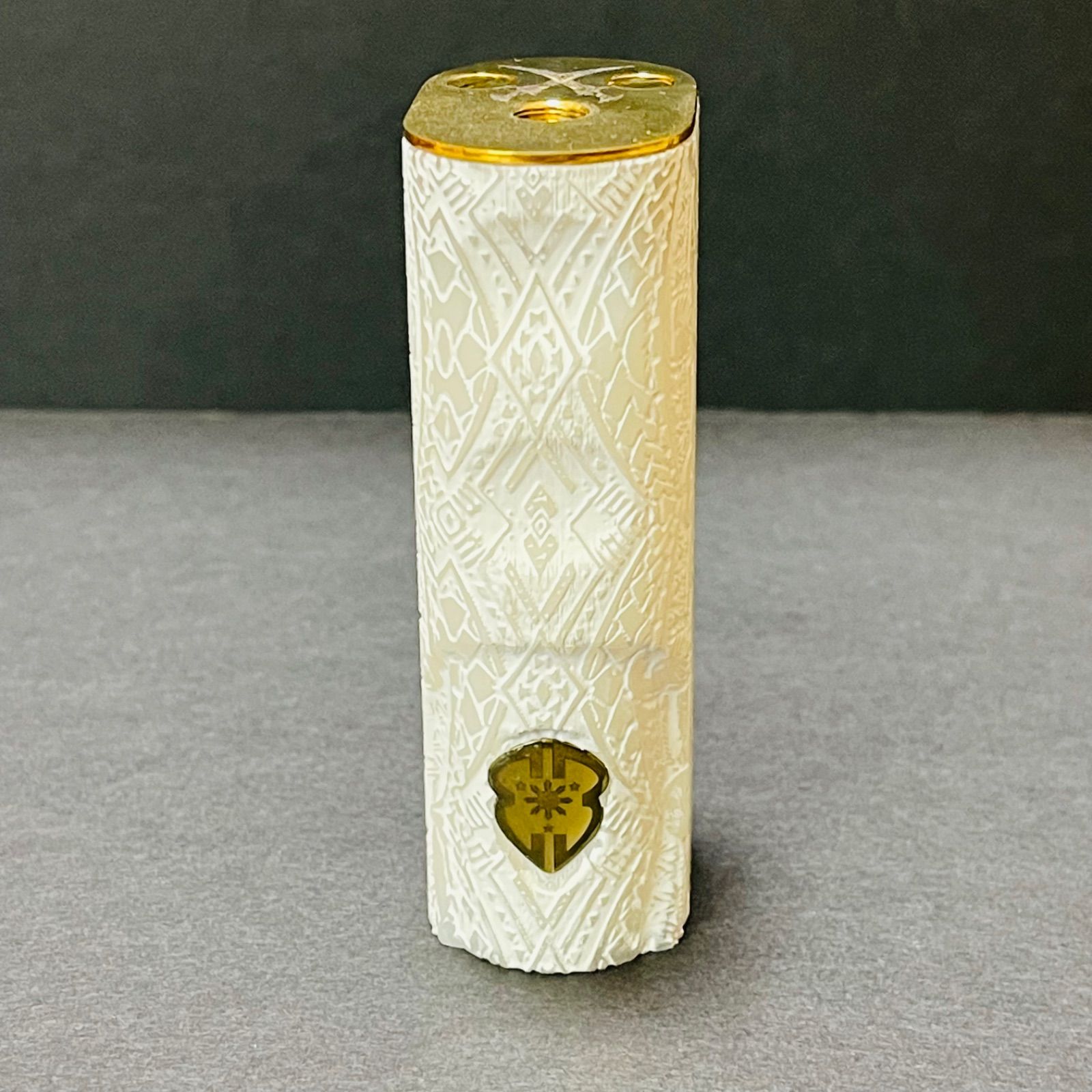BBBOX Punyal dos White 18650 スタック付 VAPE - メルカリ