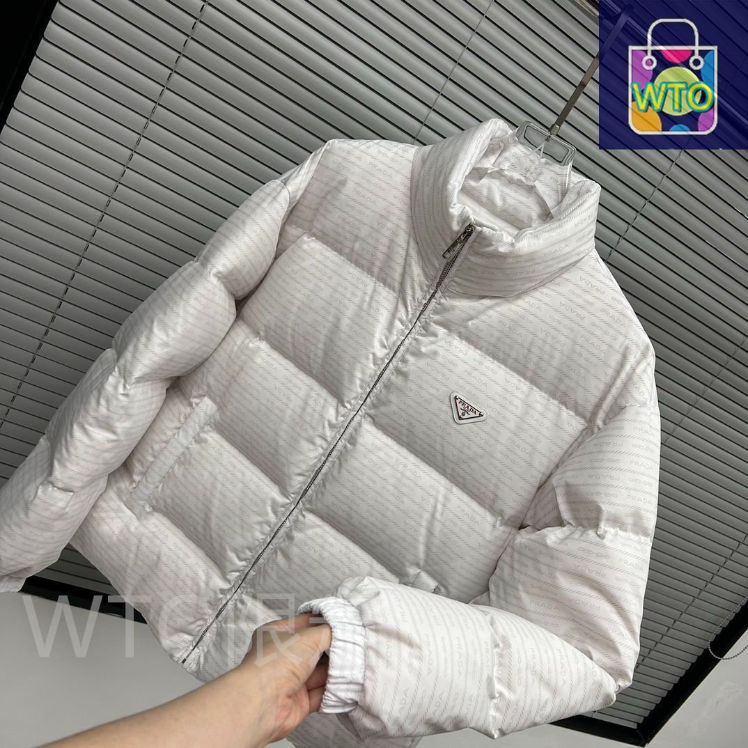 白い秋冬ダウンジャケット｜ ｜